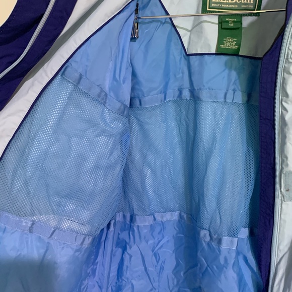 L.L. Bean light blue women’s winter jacket size XL - Picture 3 of 6